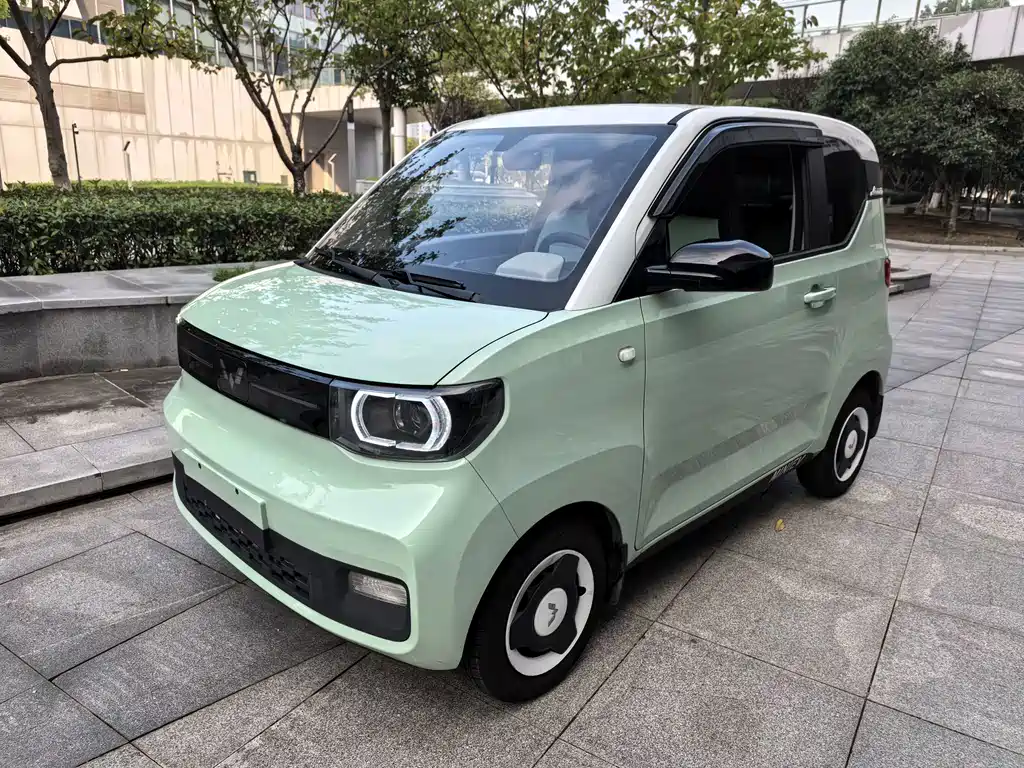 Wuling Hongguang Mini EV 2022 — фото 2