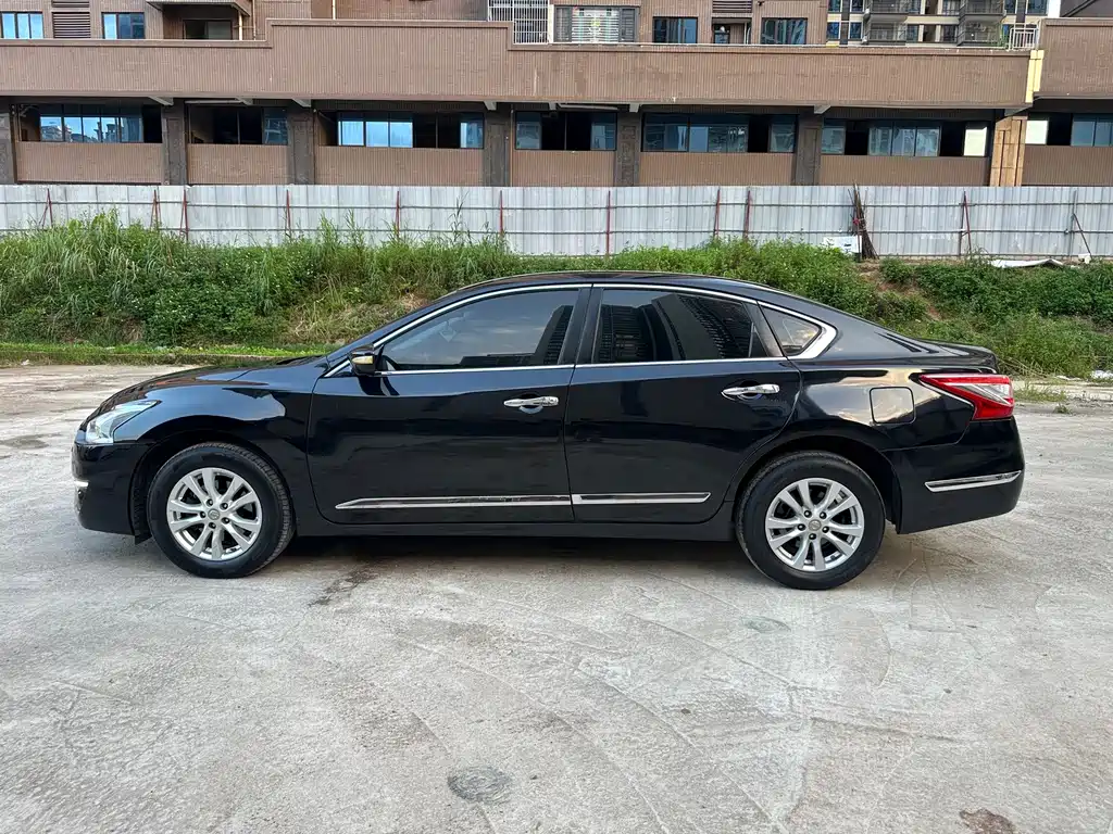 Nissan Teana — миниатюра 8