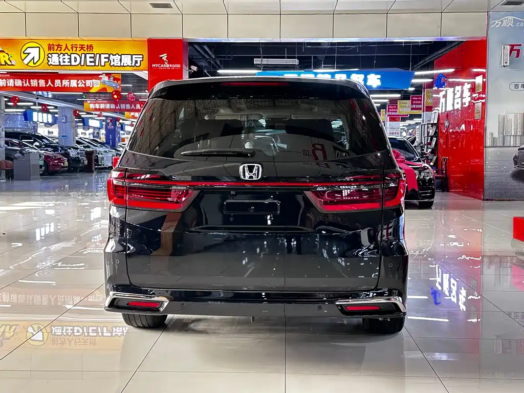 Honda Odyssey 2024 2.0L e:HEV