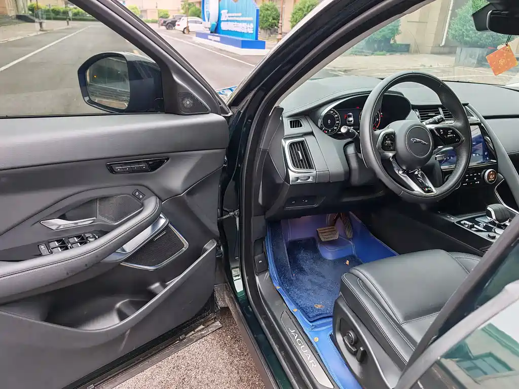 Jaguar E-Pace 2024 Sport R-DYNAMIC SE BLACK