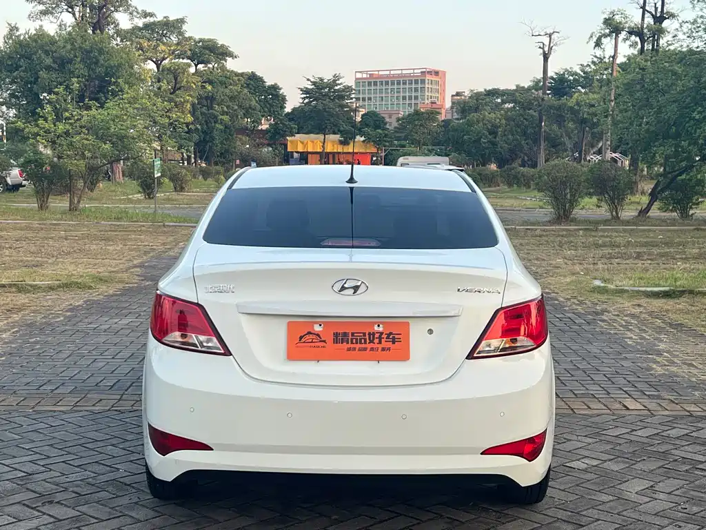 Hyundai Verna — миниатюра 16