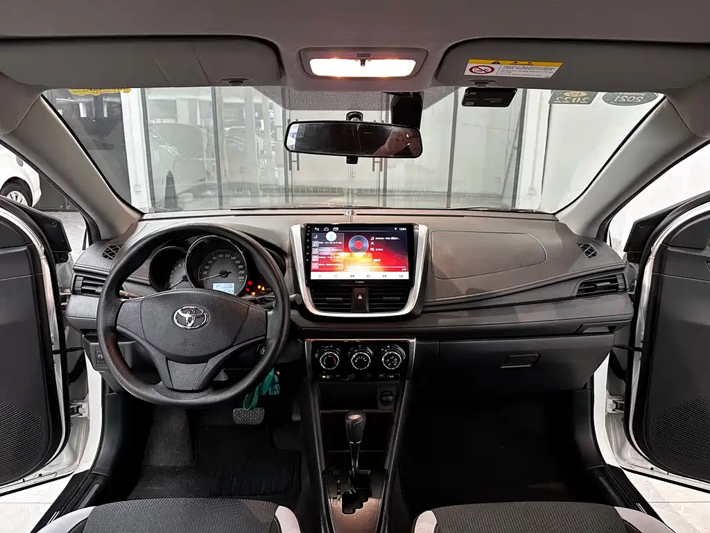 TOYOTA YARIS L ZHIXUAN