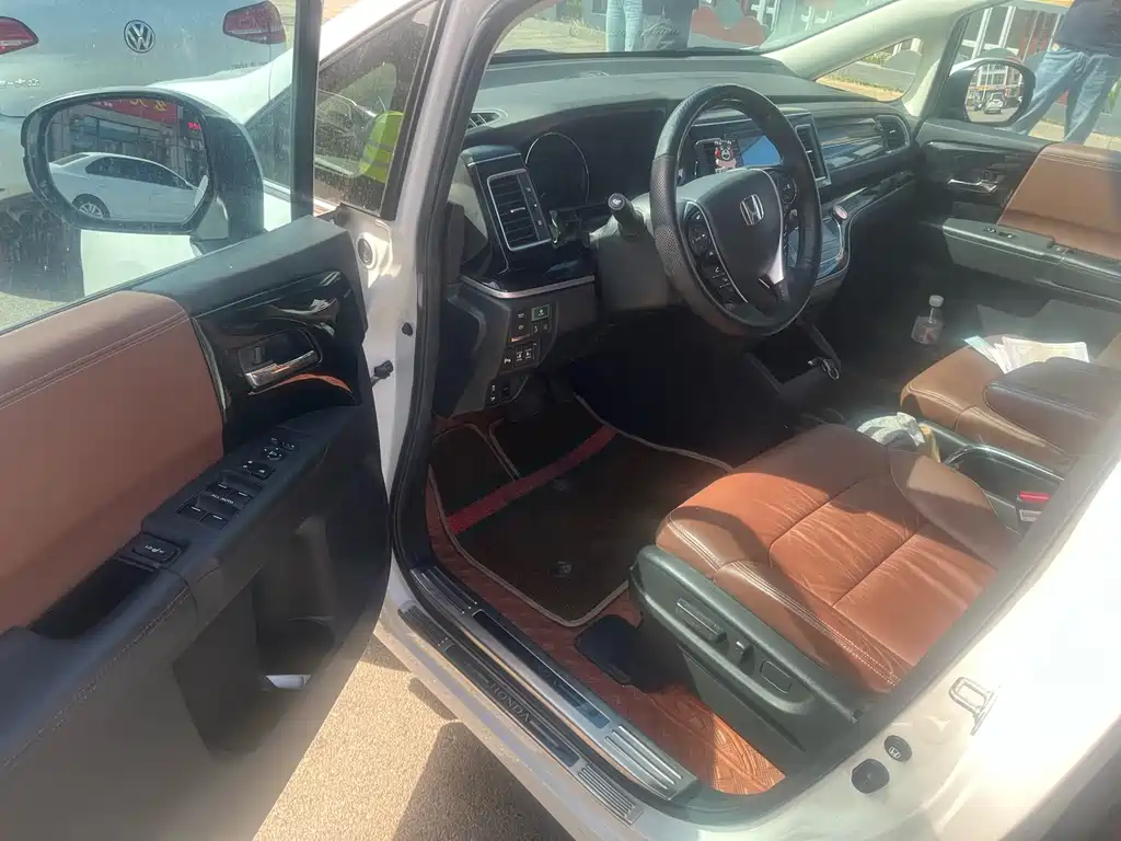 Honda Elysion — миниатюра 5