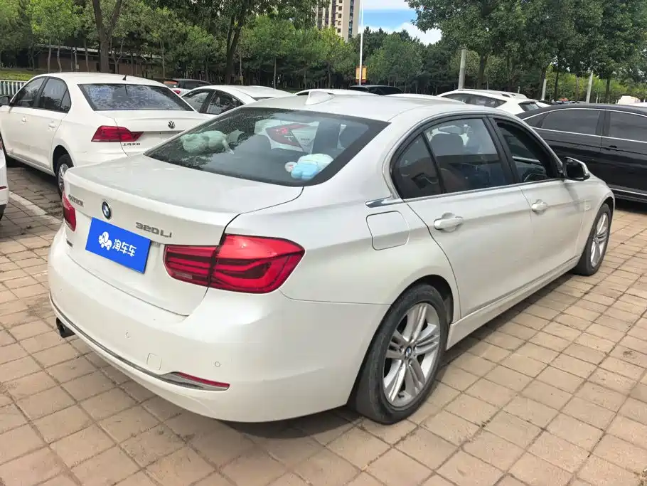 BMW 3 Series — миниатюра 3