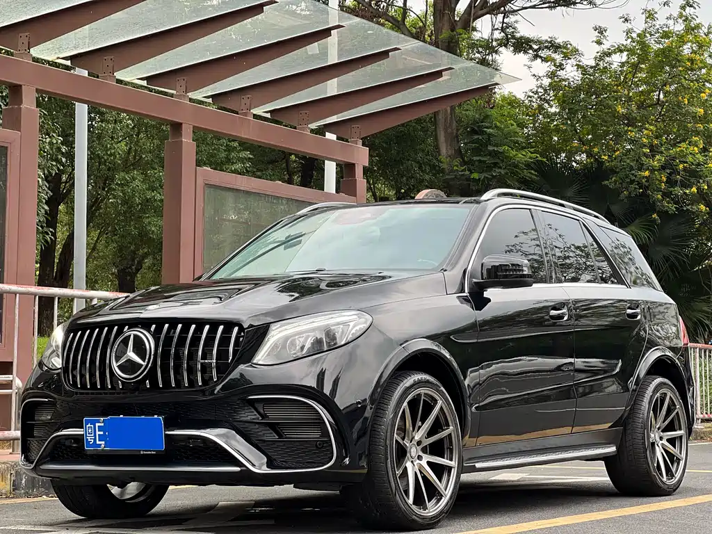 Mercedes-Benz GLE 2016