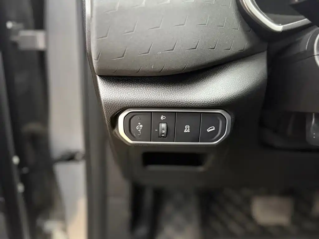 Haval Chitu — миниатюра 8