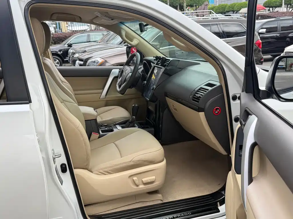 Toyota Land Cruiser Prado 2017 3.0T