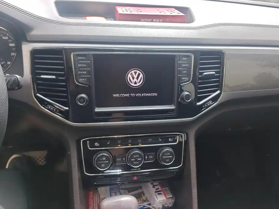 Volkswagen Teramont — миниатюра 13
