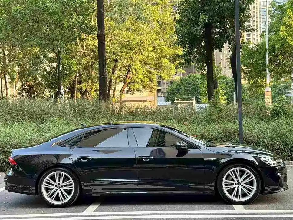Audi A7L — миниатюра 4