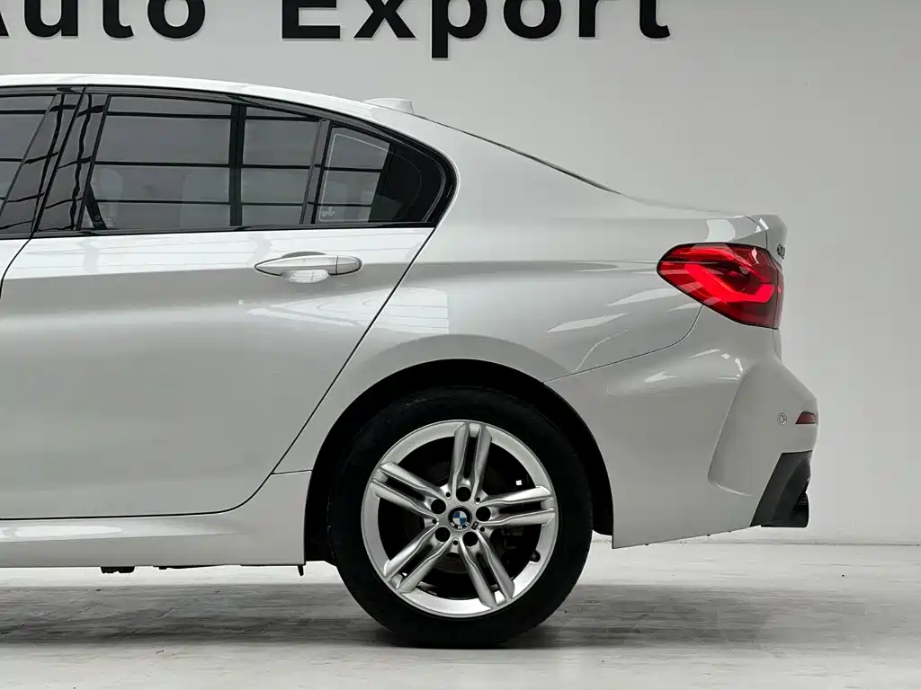 BMW 1 Series — миниатюра 15