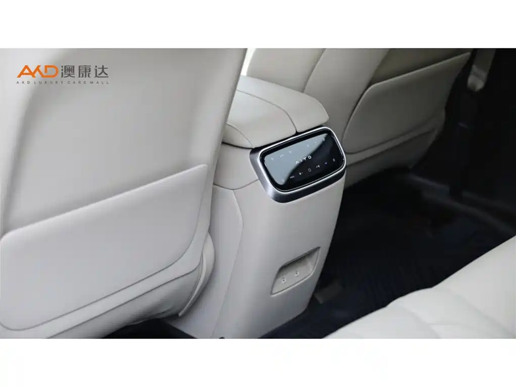 AITO M7 2024 — фото 9