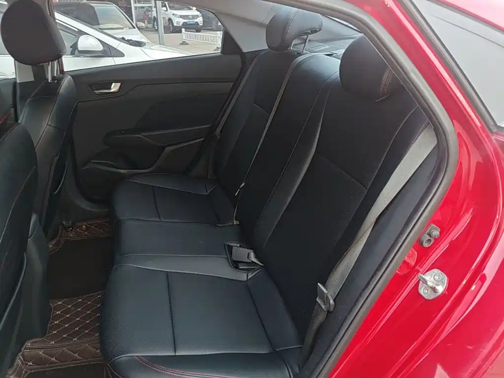 Hyundai Verna — миниатюра 17
