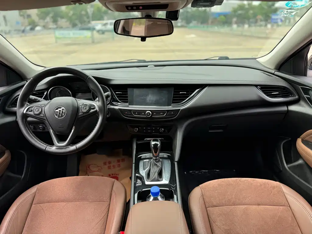 Buick Regal — миниатюра 6