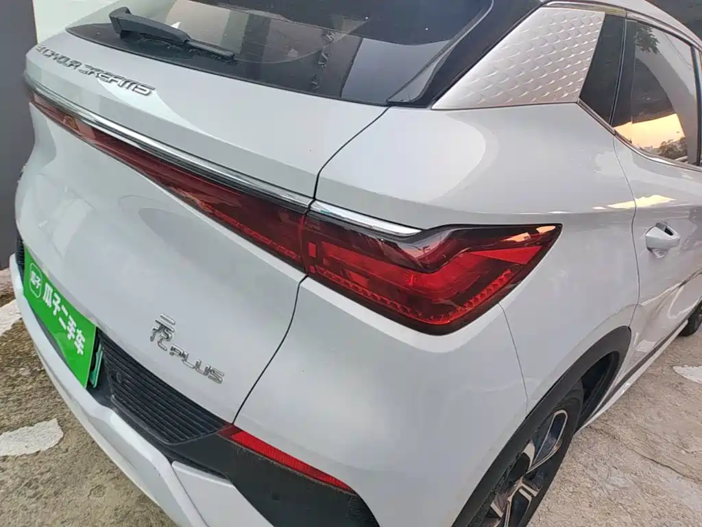 BYD Yuan Plus — миниатюра 8