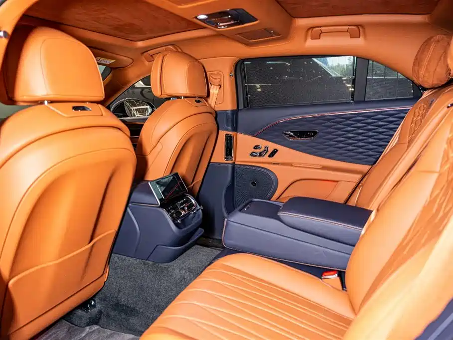 BENTLEY FLYING SPUR PLUG IN HYBRID