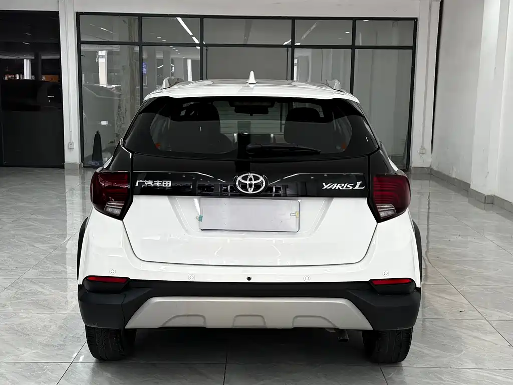 TOYOTA YARIS L ZHIXUAN