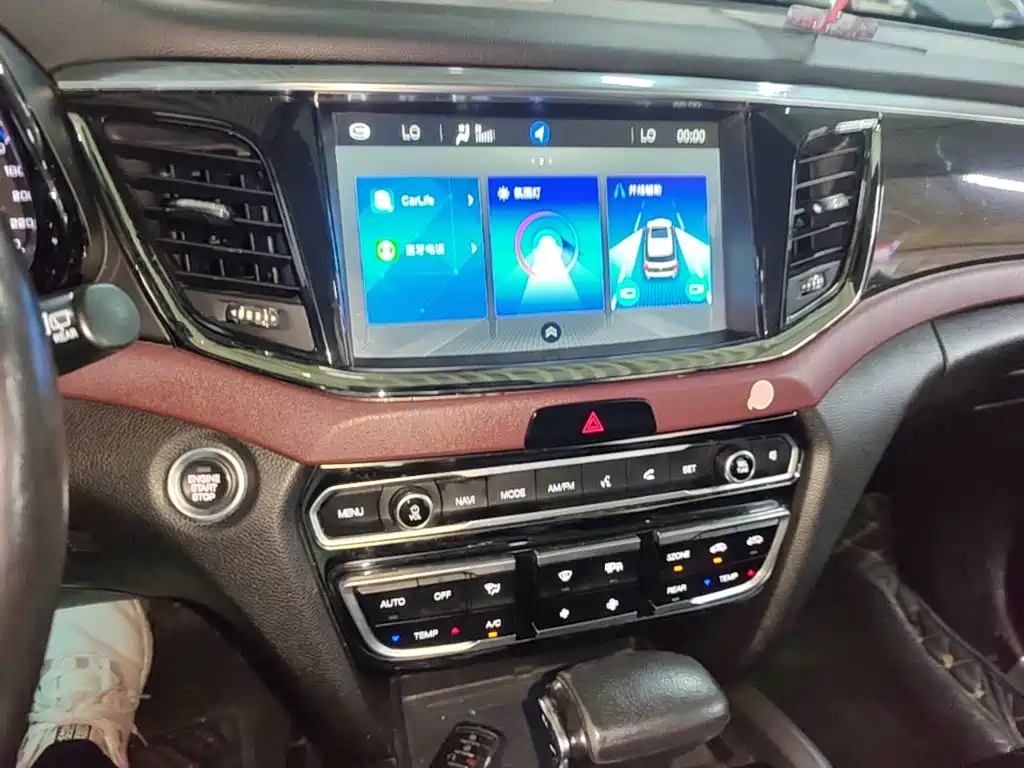 GAC Motor Trumpchi GS8 — миниатюра 13