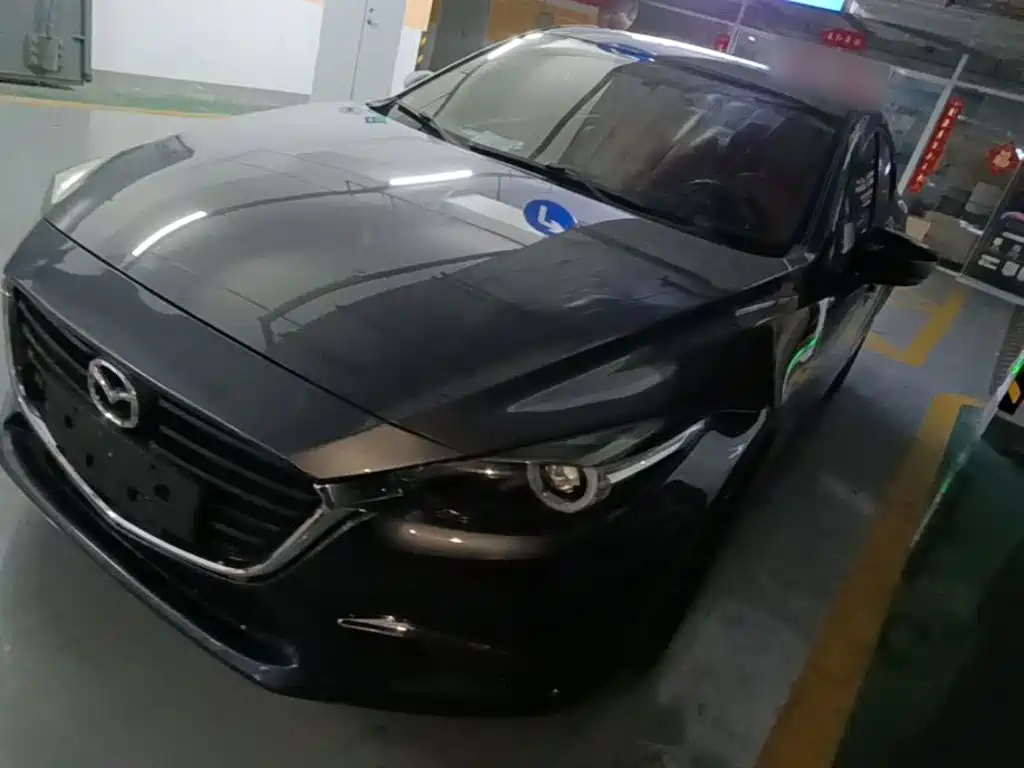 Mazda 3 Axela 2017 Sedan 1.5L Auto Luxury Type China V