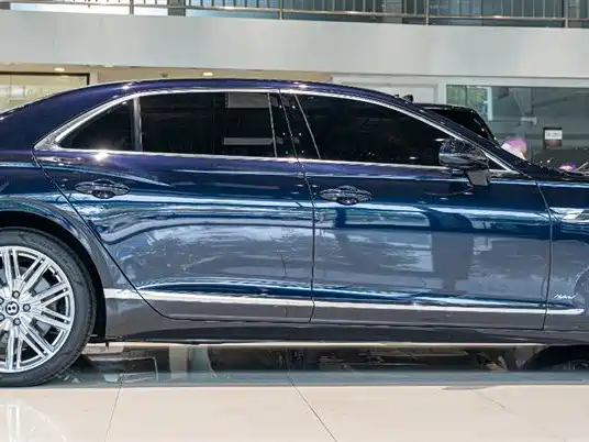 BENTLEY FLYING SPUR PLUG IN HYBRID