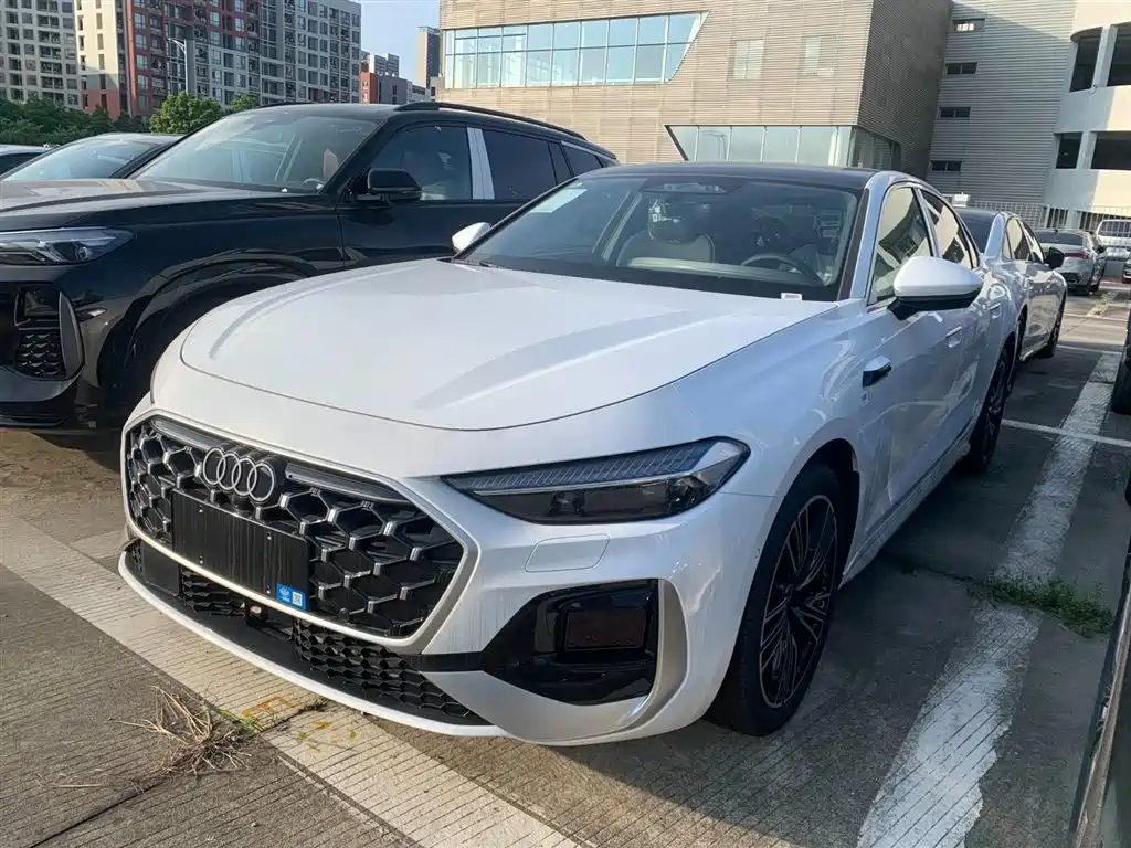 Купить Audi 奥迪A5L