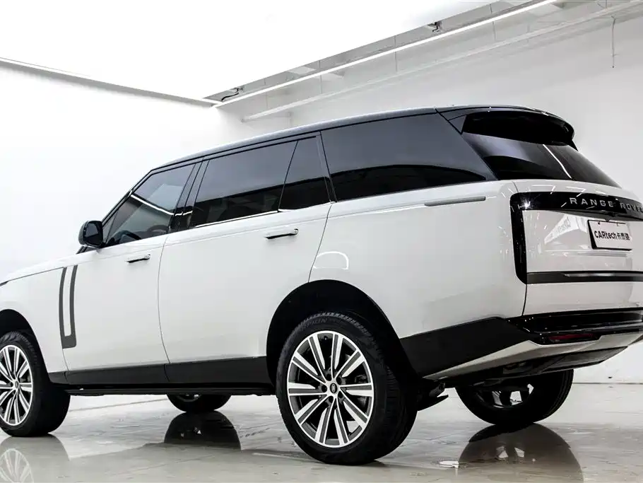 Land Rover Range Rover 2025 3.0 L6 400PS Long Wheelbase