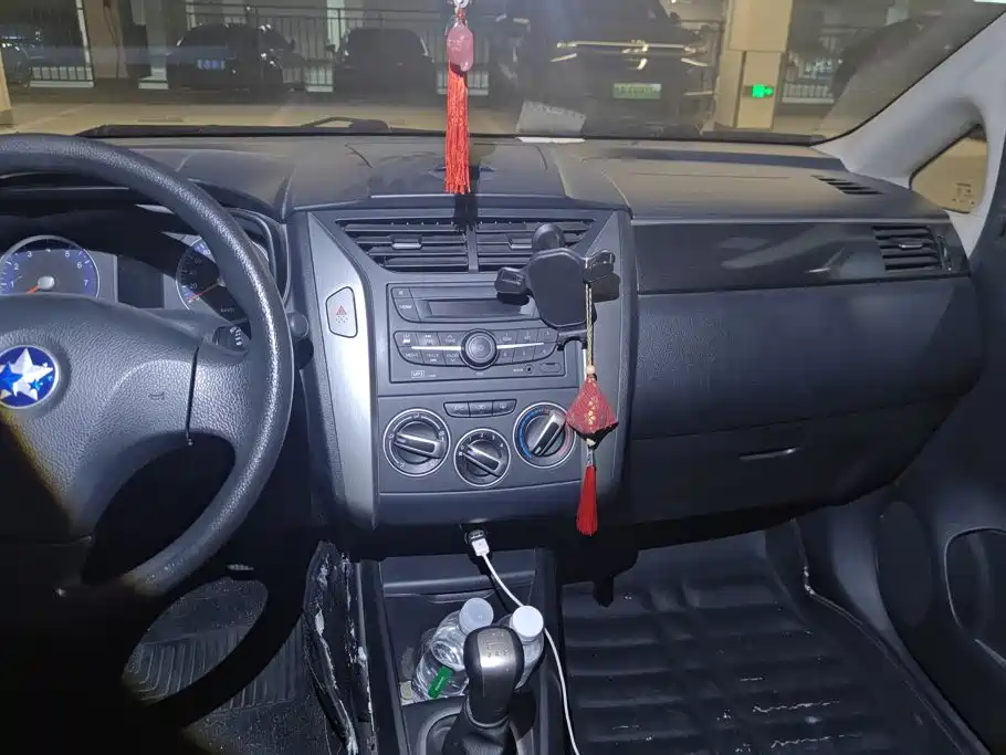 Venucia R50X — миниатюра 13