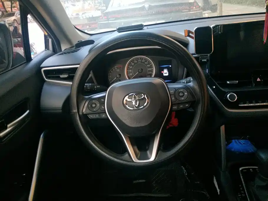 Toyota Frontlander — миниатюра 15