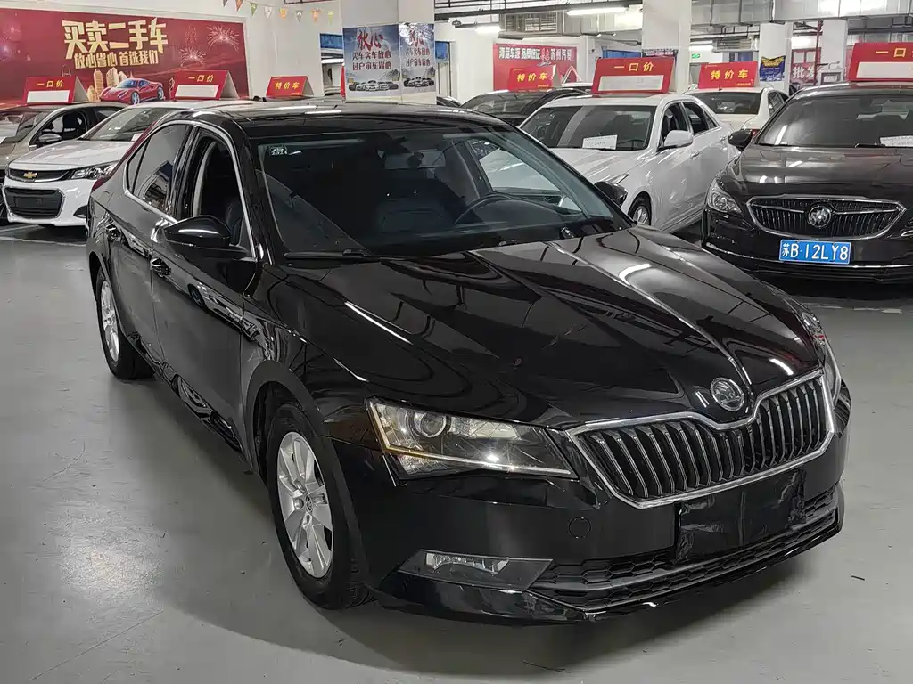 Skoda Superb — миниатюра 2