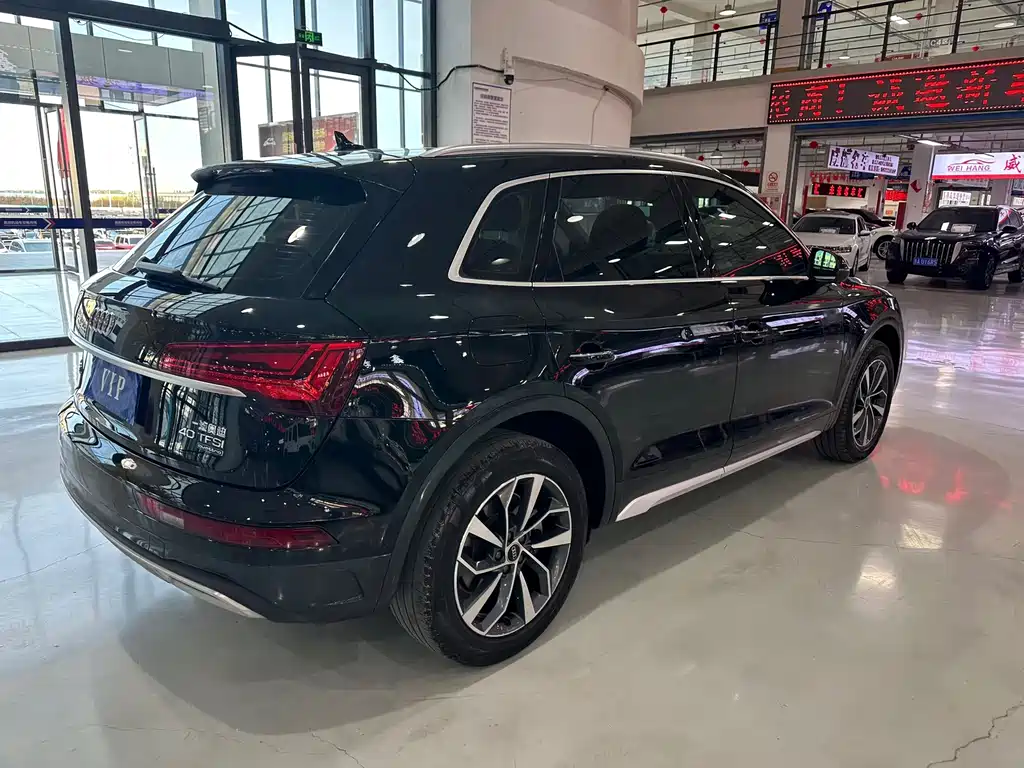Audi Q5L — миниатюра 7