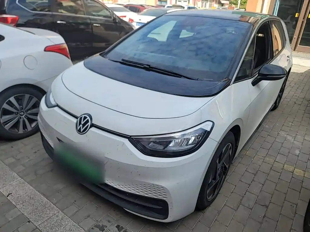 Volkswagen ID.3 — миниатюра 2