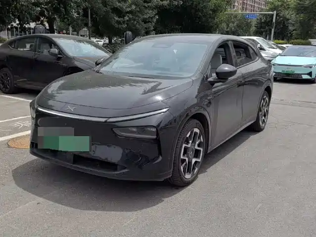 2025 Xpeng G7