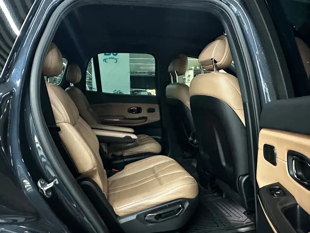 NIO ES8 — миниатюра 7