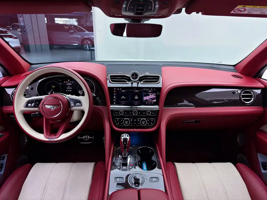 Bentley Bentayga 2021 4.0T V8