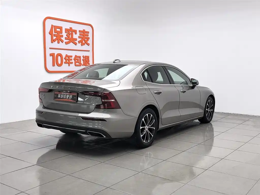 Volvo S60 2021 T4 Luxury