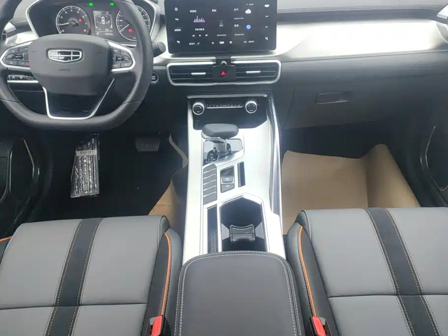Geely Binyue — миниатюра 16
