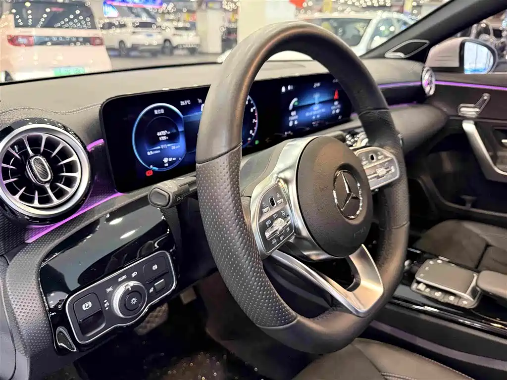 Mercedes-Benz A-Class — миниатюра 20