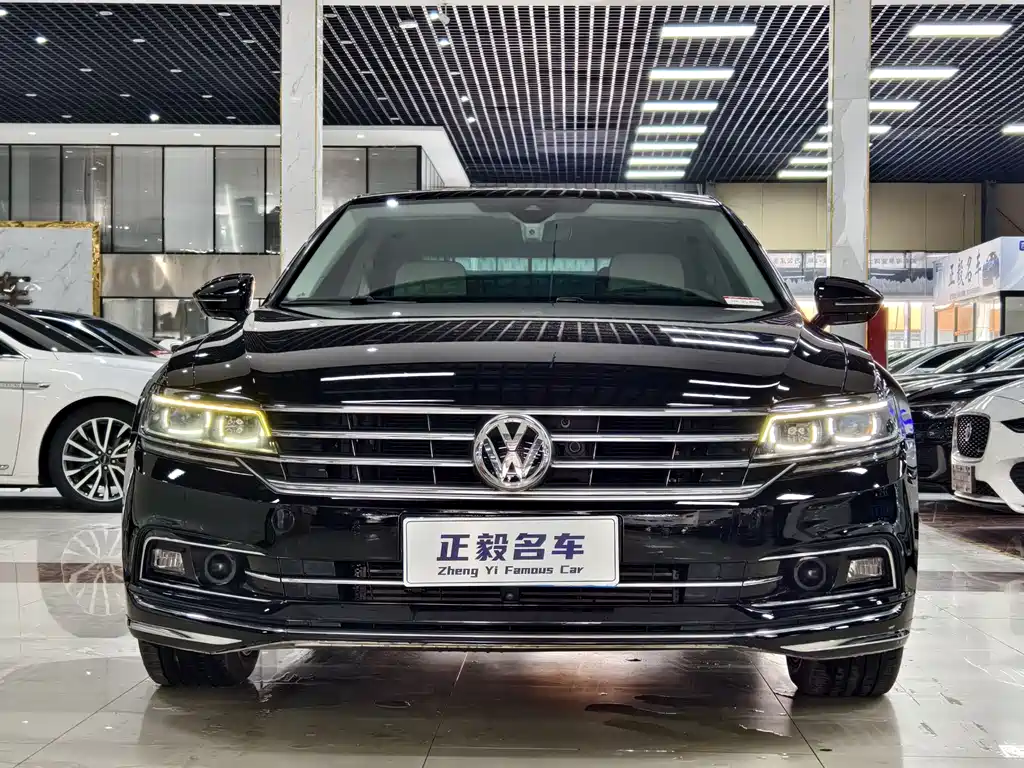VOLKSWAGEN HUIANG