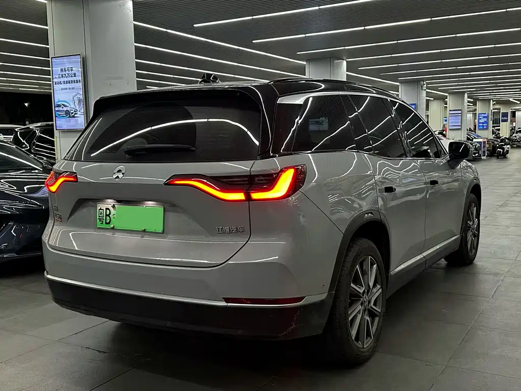 NIO ES8 — миниатюра 13