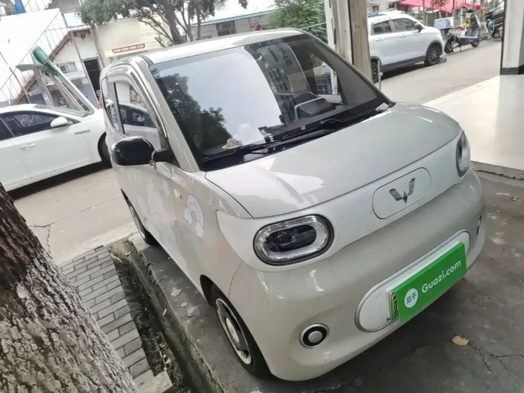Wuling Hongguang Mini EV 2024 — фото 3