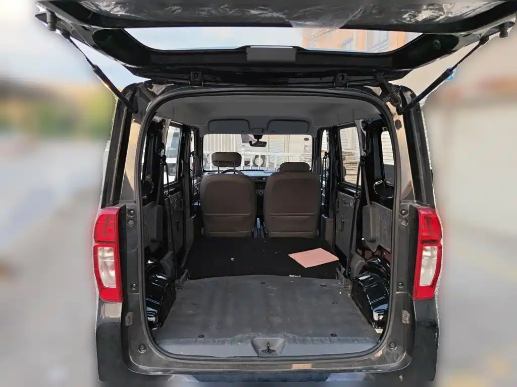 Wuling Zhiguang EV — миниатюра 15