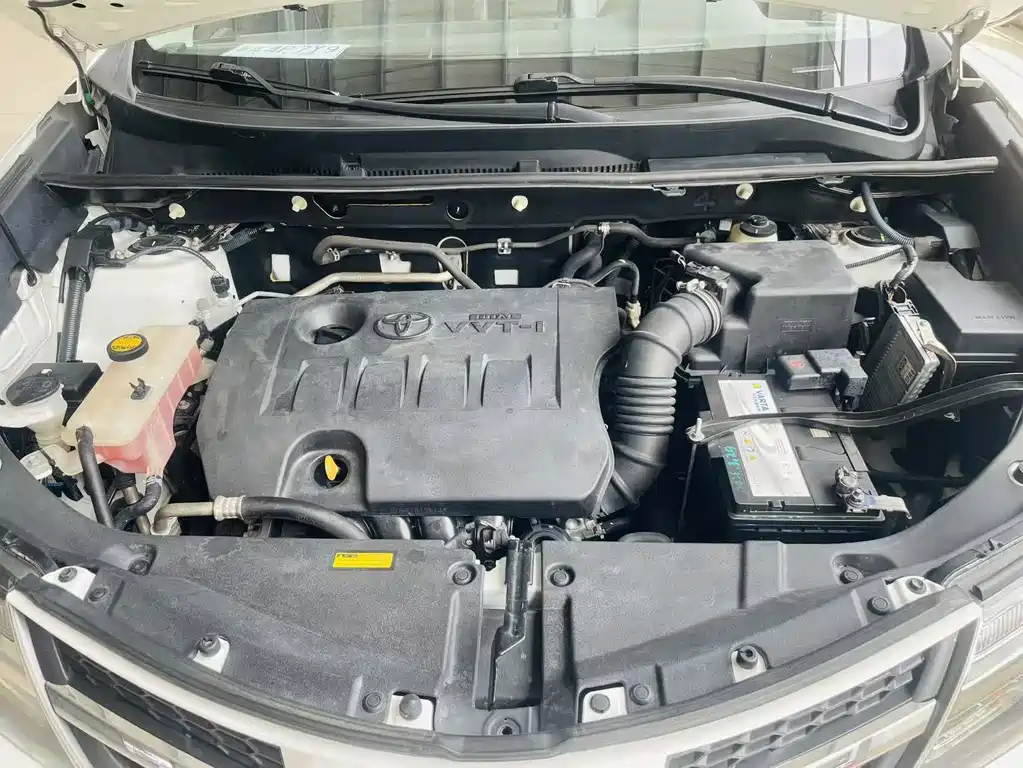 Toyota RAV4 — миниатюра 23