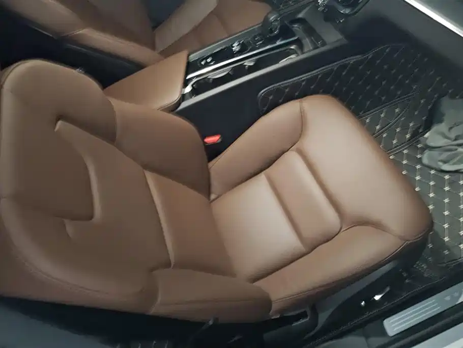 Volvo S60 2026 B4 Luxury