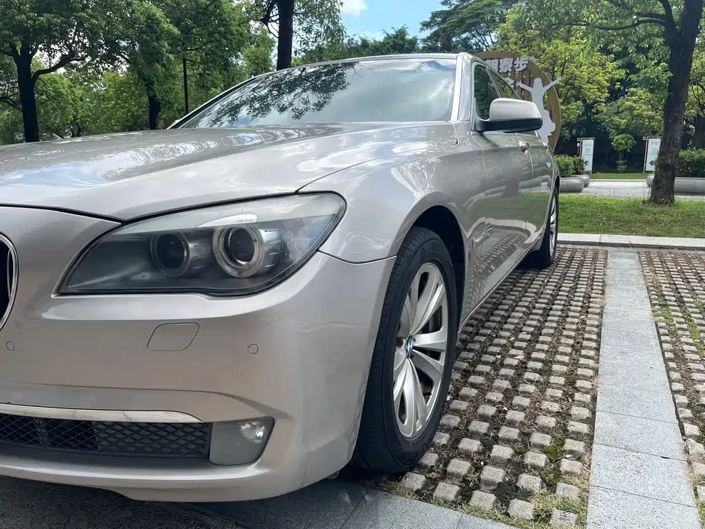 BMW 7 Series 7 2011 730Li Elegant
