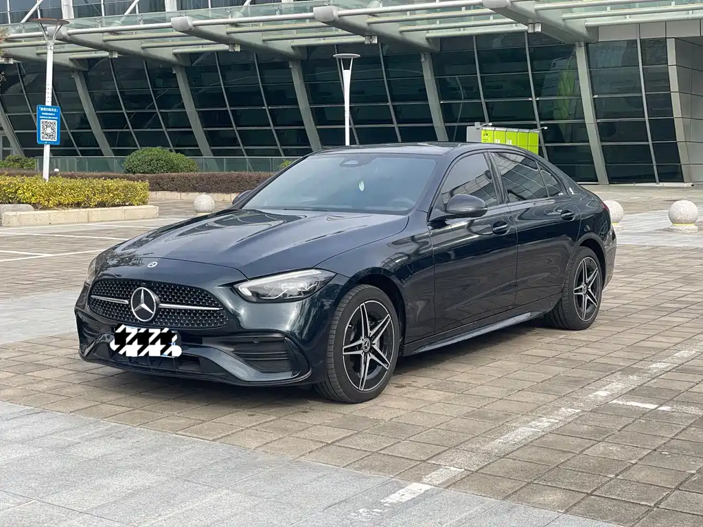 Mercedes-Benz C-Class 2024