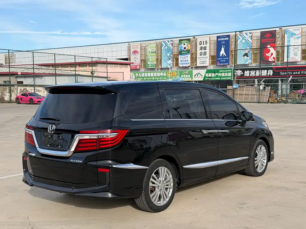 Honda Elysion — миниатюра 6