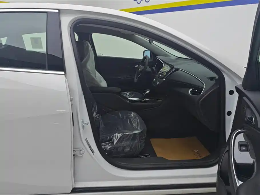 CHEVROLET MAI RUIBAO XL