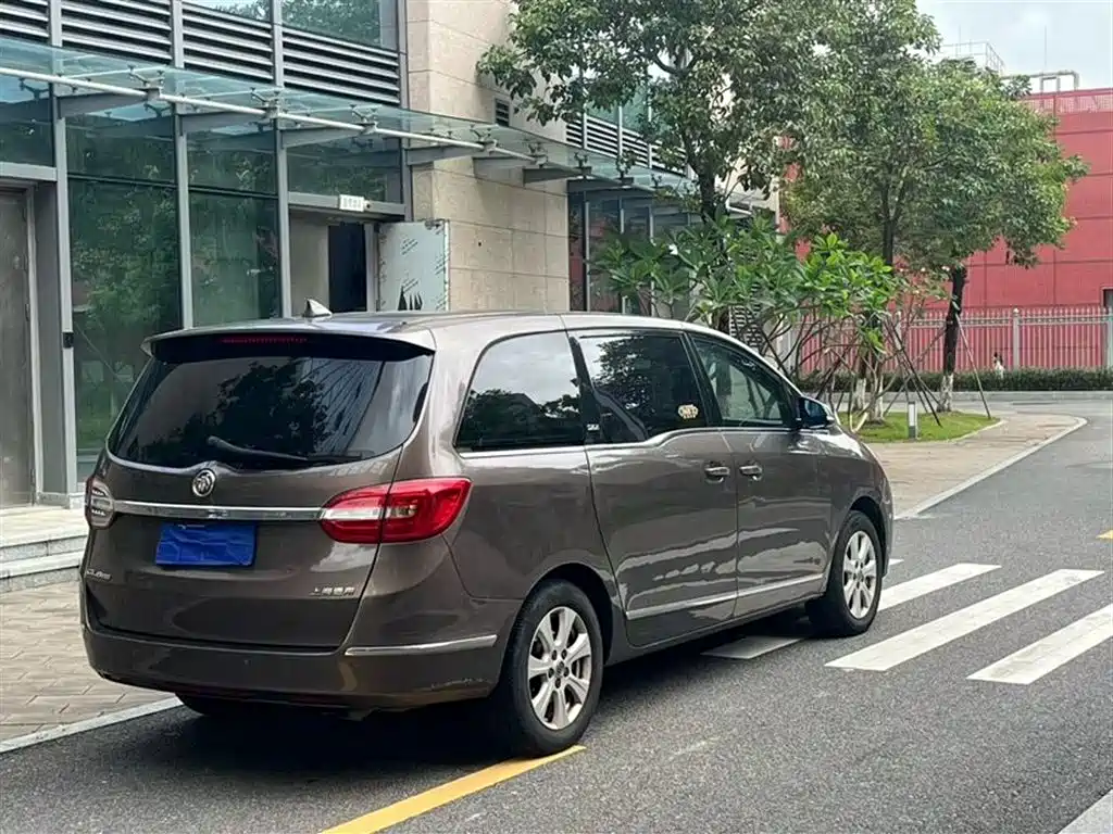 Buick GL8 2014 3.0L XT Luxury Flagship