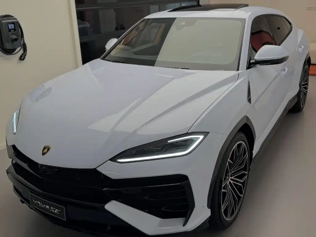 Lamborghini Urus SE 0