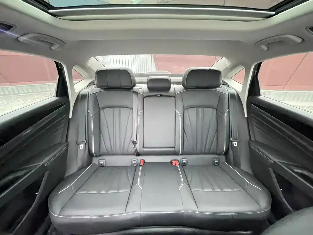 Volkswagen Passat — миниатюра 15