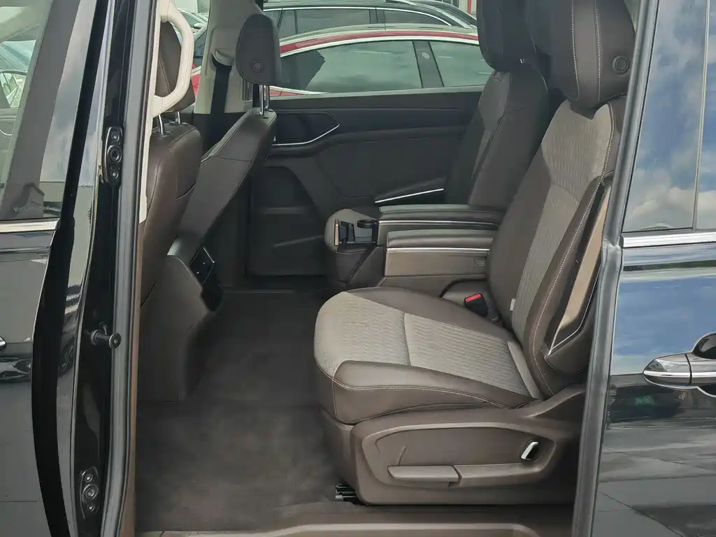 Volkswagen Viloran 2024 330TSI